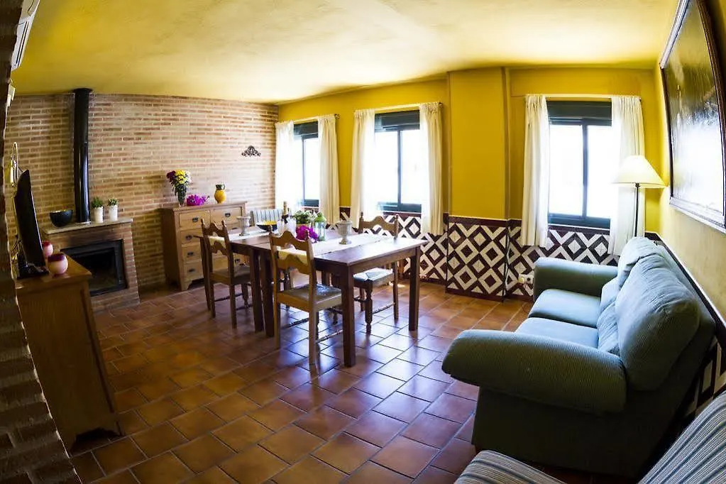 Estancia Villa Rosillo Aracena 3*,